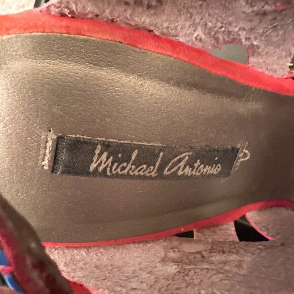 Studded Coral & Black Platform Sandals – Size 8.5 - Picture 8 of 9